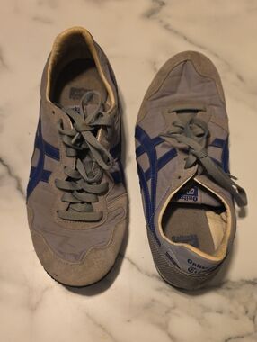 Onitsuka Tiger by Asics Men’s Gray Sneakers with Blue Stripes